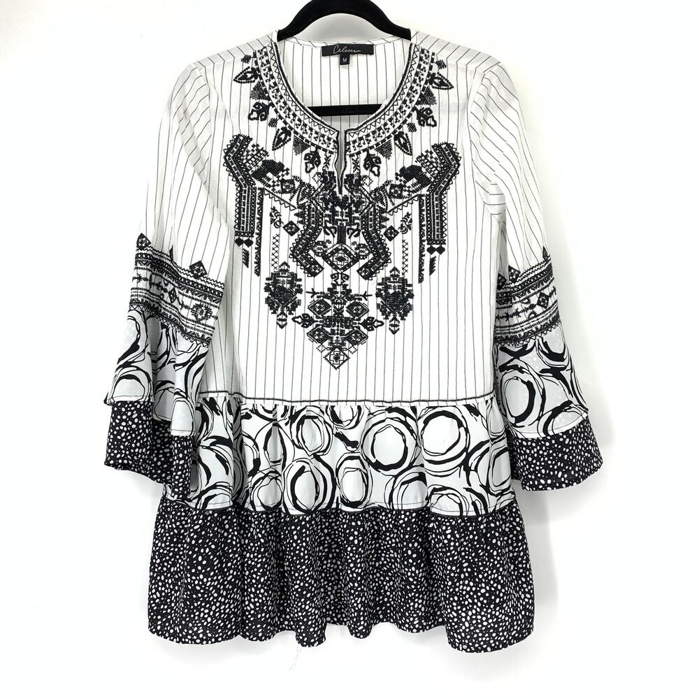 Caleasa Tunic Shirt Womens Medium White Black Embroidered V-Neck